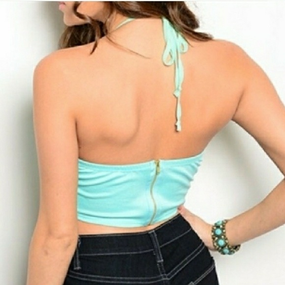 🌸CLEARANCE!🌸💥NWT💥Mint Lace Halter Crop Top - Picture 3 of 8